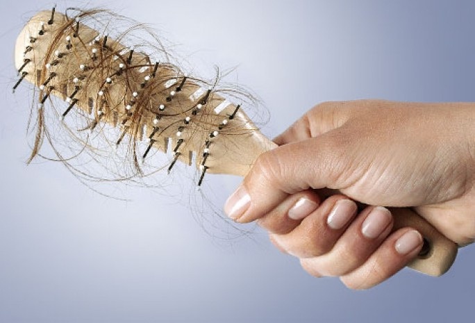 Резкое выпадение волос у женщин 